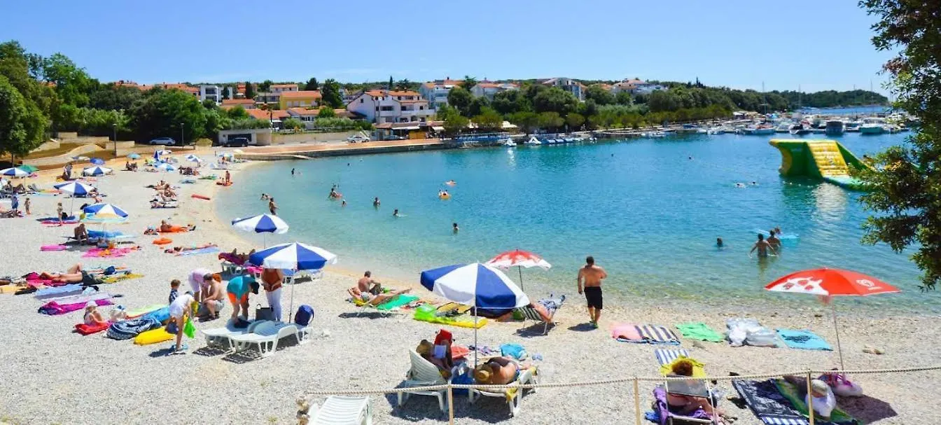 Apartmani Delas 2 Pjescana Uvala Croatia